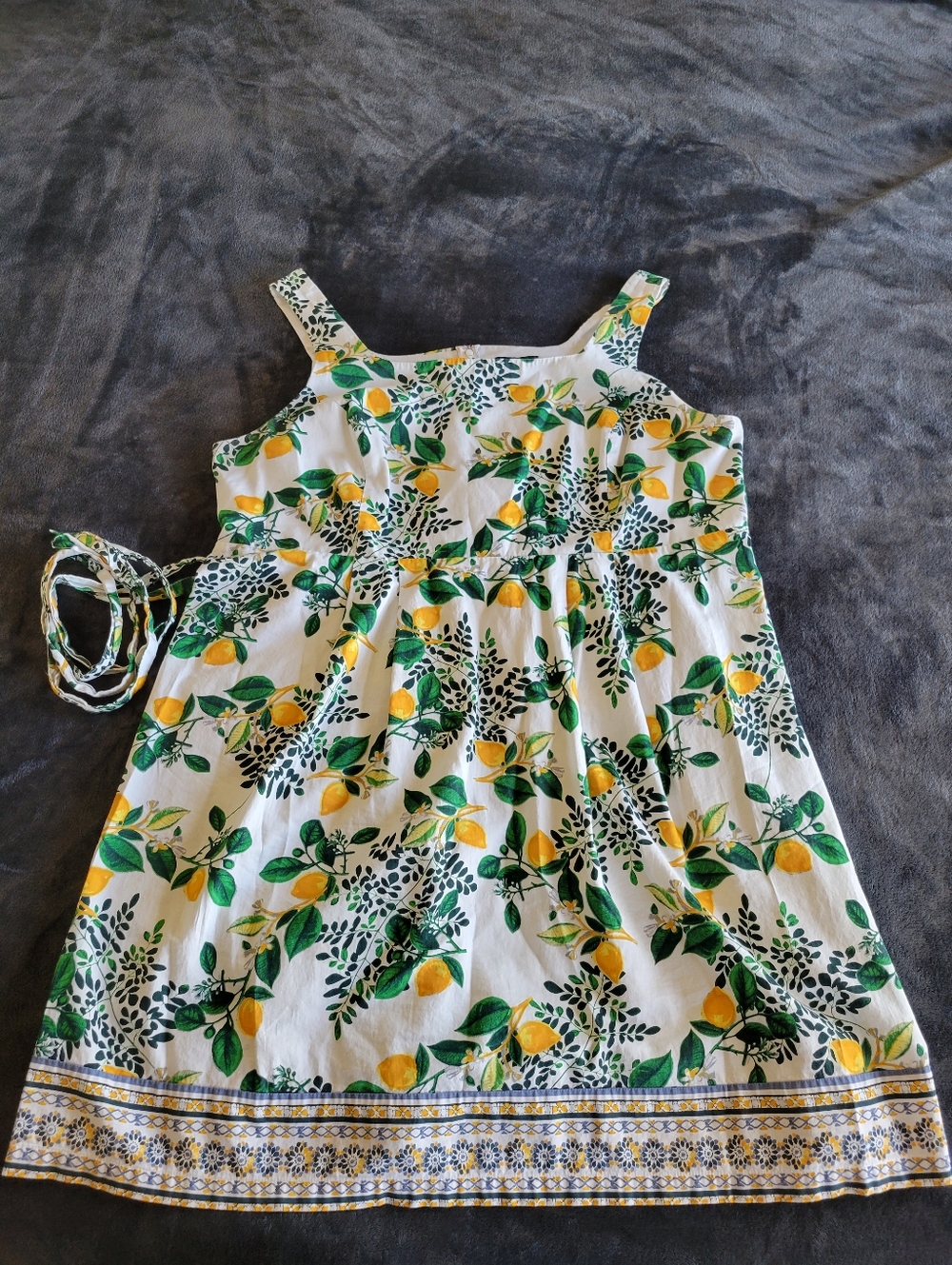 Roz & Ali Lemon Print Knee-Length Dress